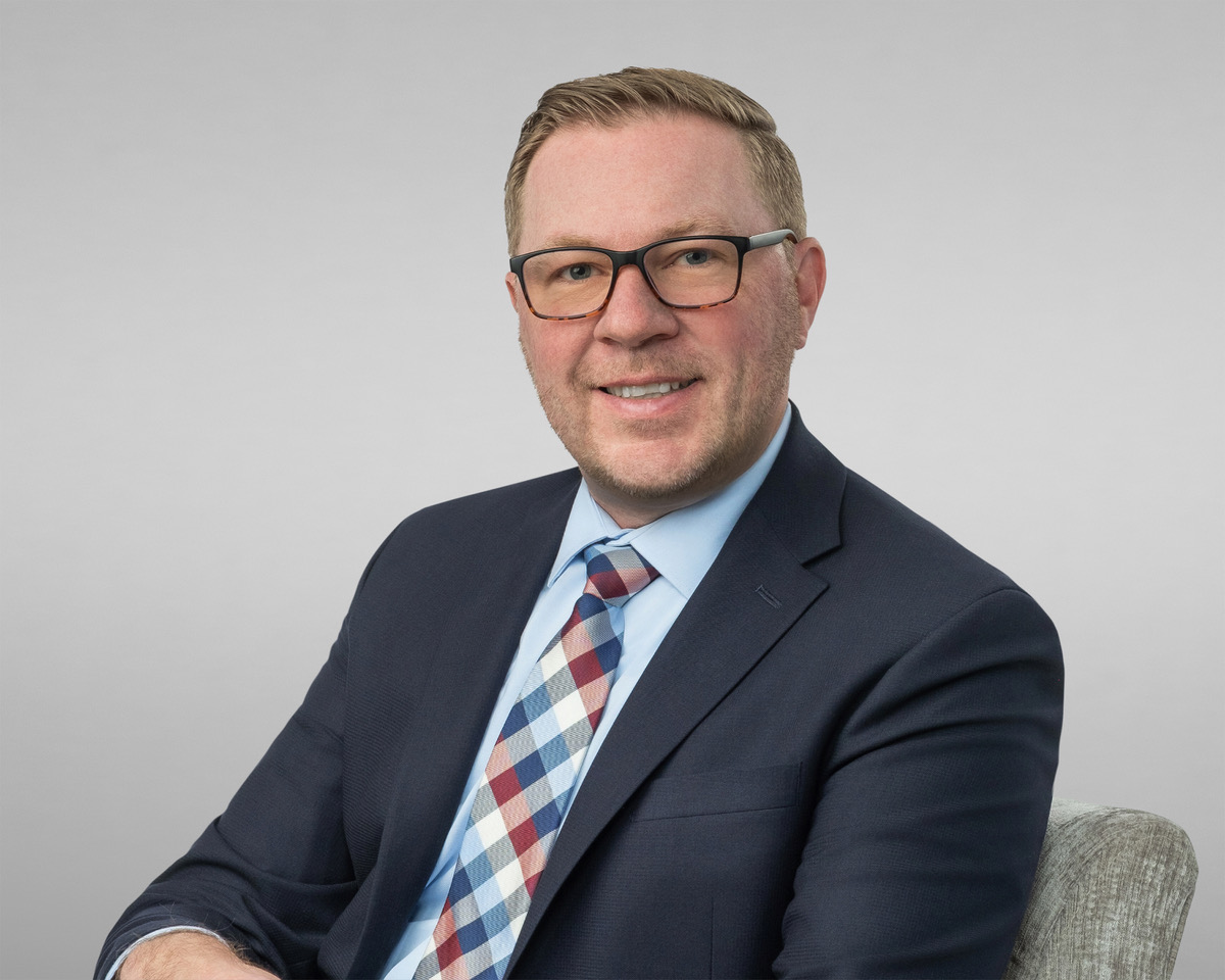 Travis DeLucenay image